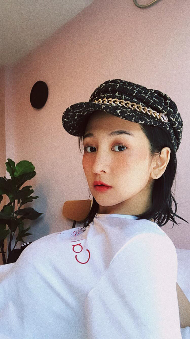 Nữ dẫn đoàn hiếm có khó tìm của U23 Việt Nam tại giải châu Á: Nhan sắc nữ thần, hotgirl trên Instagram-6