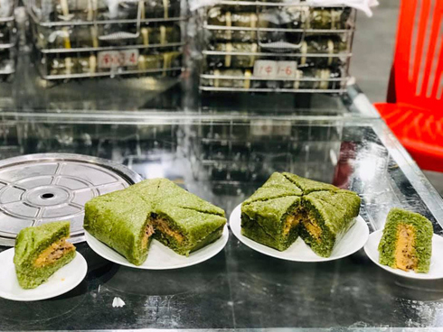 Hiểm họa từ món bánh chưng luộc bằng nước pin, làm sao để chọn bánh chưng ngon an toàn?-4