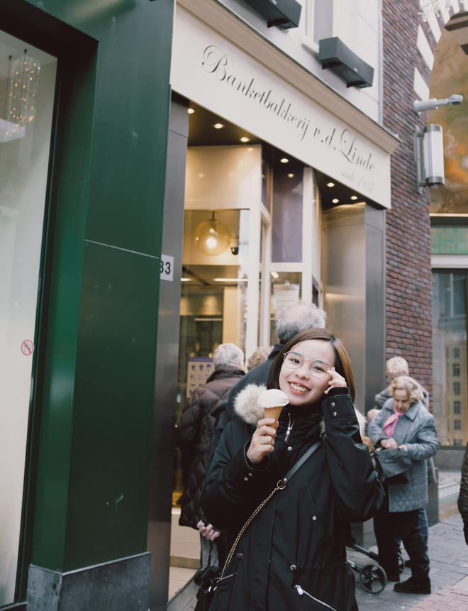 Nghi vấn Công Phượng đang hẹn hò với gái xinh RMIT, lộ bằng chứng cả tháng 12 du lịch chung khắp châu Âu-3