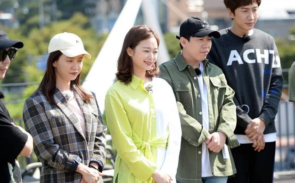 2 thành viên nữ Running Man ngoài đời đều có gu ăn mặc giản dị-12