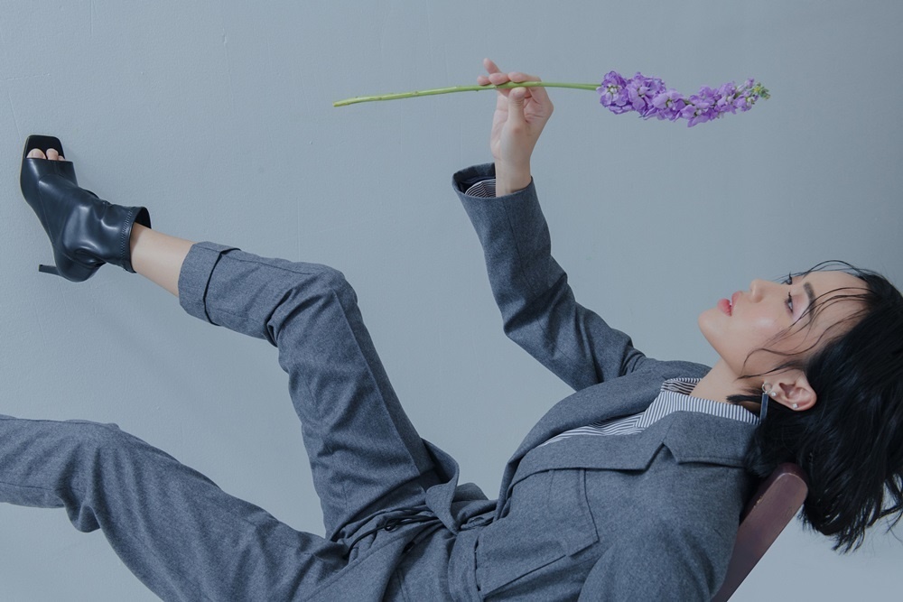 Diệu Nhi mặc kín vẫn sexy-2