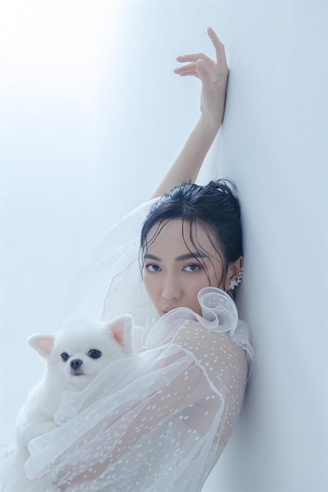 Diệu Nhi mặc kín vẫn sexy-7