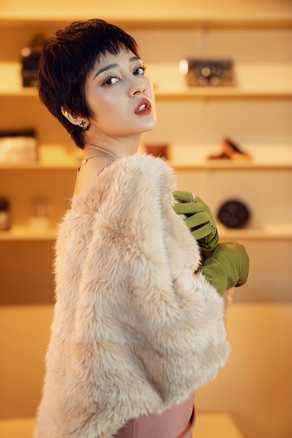 Bảo Anh sexy đến từng centimet trong bộ ảnh đầu năm-6