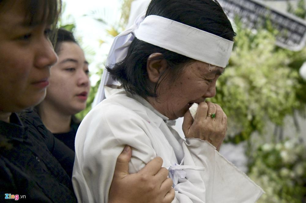 Lễ tang Chánh Tín: Con trai về muộn, khóc òa trước linh cữu cha-2
