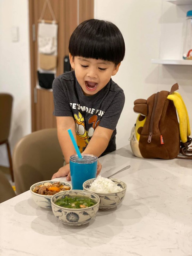 Hậu ly hôn Thanh Bình, Ngọc Lan bất ngờ thú nhận là bà mẹ chăm con rất dở nhưng nhìn cậu bé ai cũng khen ngợi-4