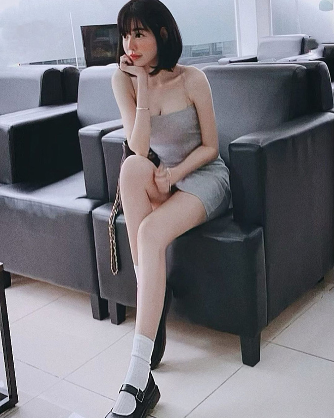 Elly Trần: Nổi tiếng với phong cách sexy siêng cởi nhưng mặc kín vẫn khiến người nhìn phải nóng mắt-9