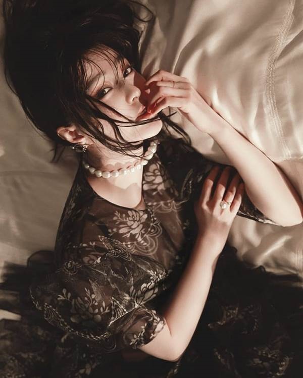 Phạm Băng Băng cực chất, hở ngực táo bạo trên tạp chí đầu năm-3