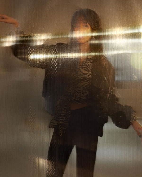 Phạm Băng Băng cực chất, hở ngực táo bạo trên tạp chí đầu năm-7