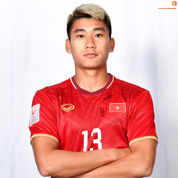 Cầu thủ U23 Việt Nam hoá hotboy ảnh thẻ trước thềm trận ra quân gặp U23 UAE-14