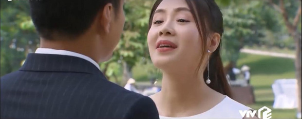 Preview Hoa Hồng Trên Ngực Trái tập cuối: San đau đẻ đến mức vặt trụi đầu phi công Khang?-3