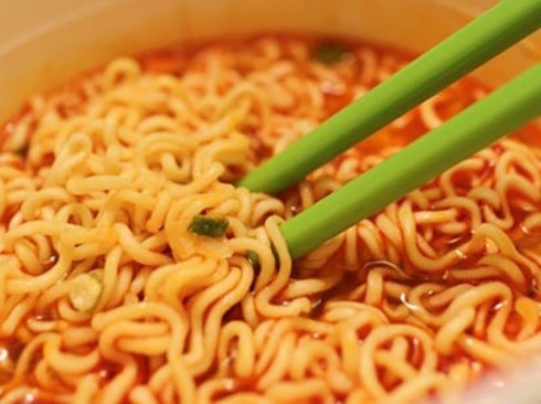 Ăn 3 thực phẩm này khi đói như trực tiếp 'uống dầu mỡ', khó giảm cân