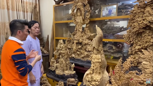 Tài sản kếch xù nhưng 2 danh hài Hoài Linh, Xuân Hinh ngoài đời lại sống thế này-2