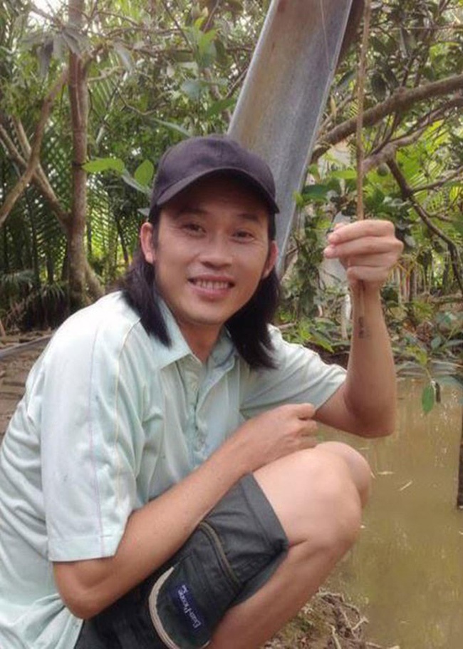 Tài sản kếch xù nhưng 2 danh hài Hoài Linh, Xuân Hinh ngoài đời lại sống thế này-9