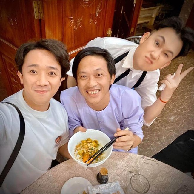 Tài sản kếch xù nhưng 2 danh hài Hoài Linh, Xuân Hinh ngoài đời lại sống thế này-11