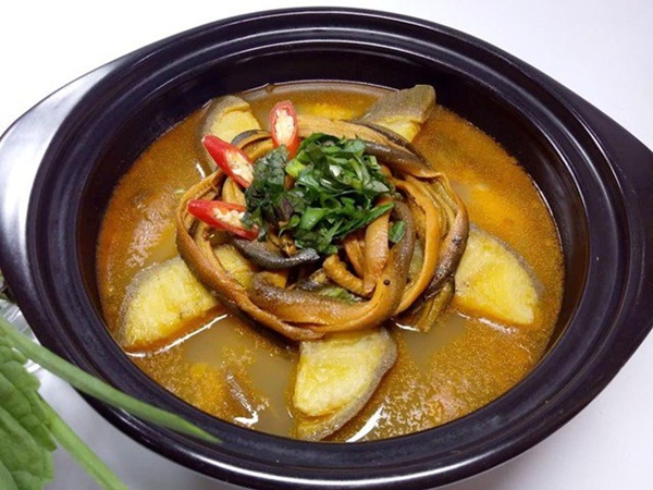 Mẹ đảm trổ tài nấu các món ngon từ lươn, chồng con khen nức nở-7