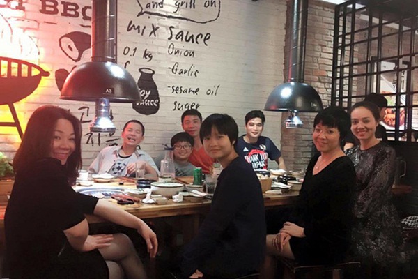 Vợ cũ - tình mới của 3 quý ông showbiz Việt này thân thiết đến khó tin!-10