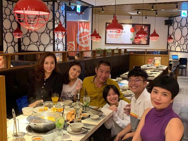 Vợ cũ - tình mới của 3 quý ông showbiz Việt này thân thiết đến khó tin!-9