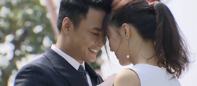 Hoa hồng trên ngực trái kết thúc viên mãn nhưng sau cùng vẫn không có nụ hôn cho Hồng Đăng - Hồng Diễm-6