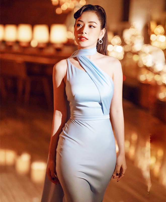 Chi Pu lột xác phong cách, chuộng khoe body gợi cảm sau 2 năm ca hát-1