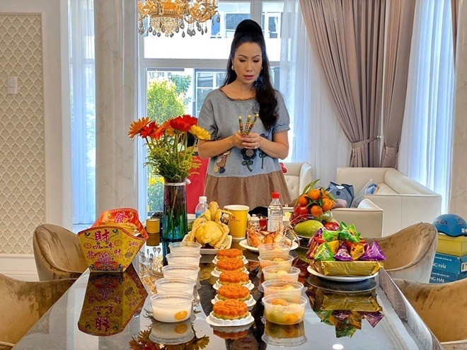 Trịnh Kim Chi dọn về biệt thự 200m2 chồng mua tặng ở TP HCM-3