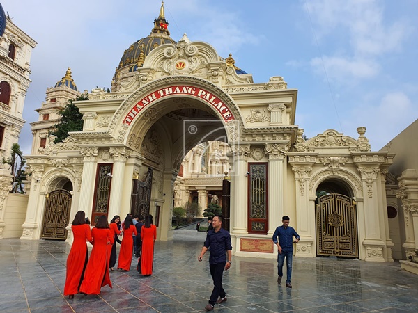 Cận cảnh bên trong tòa lâu đài dát vàng nghìn tỷ của đại gia Ninh Bình-3