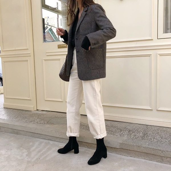 Sắm quanh 6 mẫu giày dưới đây là bạn có thể yên tâm mặc đẹp từng centimet Tết này rồi!-8