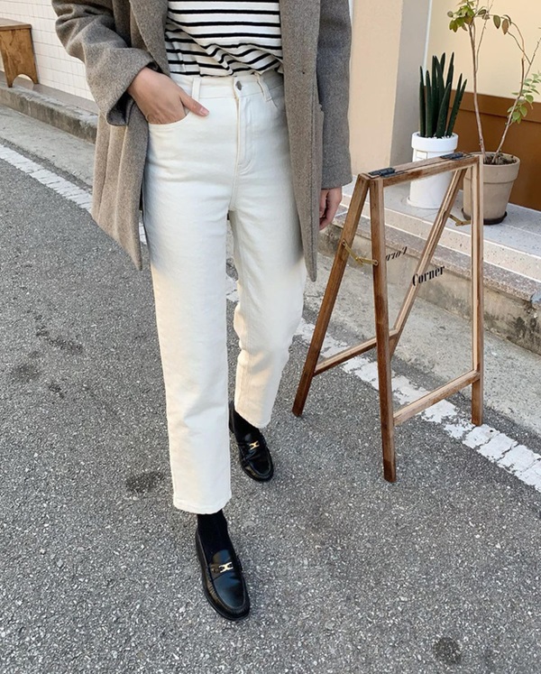 Sắm quanh 6 mẫu giày dưới đây là bạn có thể yên tâm mặc đẹp từng centimet Tết này rồi!-11