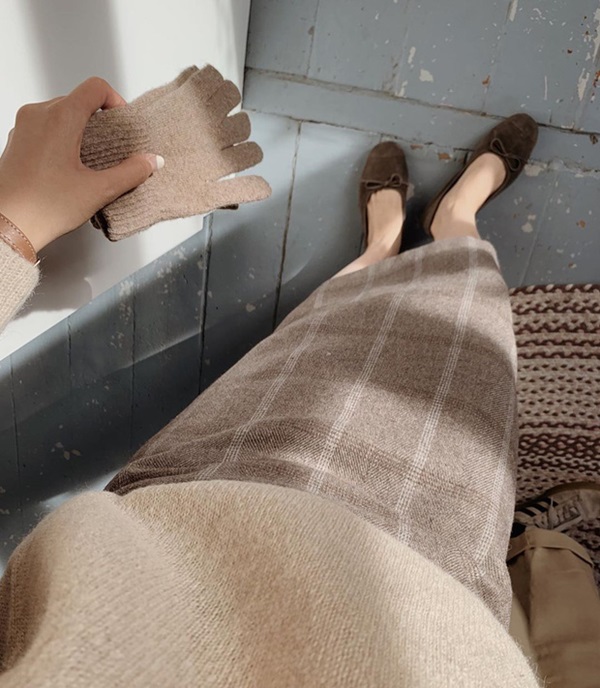 Sắm quanh 6 mẫu giày dưới đây là bạn có thể yên tâm mặc đẹp từng centimet Tết này rồi!-19