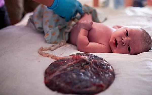 A dua theo trào lưu chữa trị bệnh bằng những cách quái đản”: Nhiều người mất mạng vì niềm tin mù quáng-5