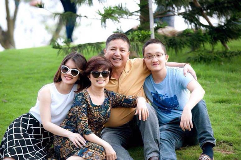 Hành trình hôn nhân mặn nồng nhưng không ít sóng gió của Chí Trung - Ngọc Huyền: 3 thập kỷ gắn kết cứ ngỡ là mãi mãi!-8