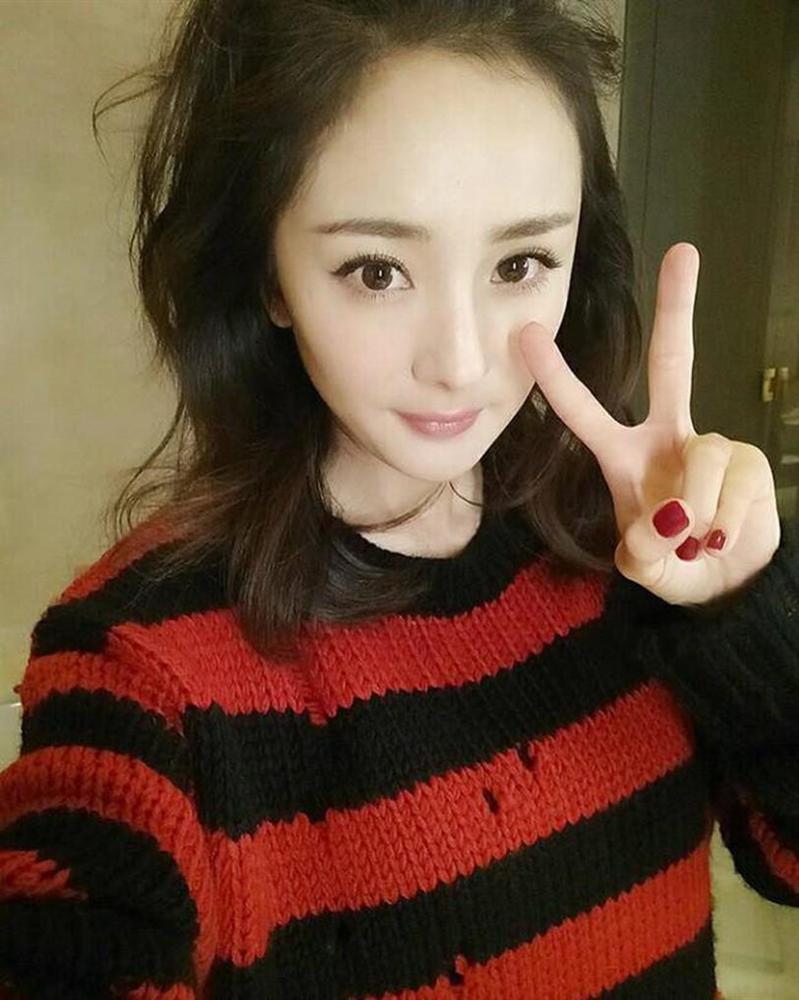 Gương mặt cứng đơ của Dương Mịch khiến CĐM phát hoảng, còn đâu nữ thần ngọt ngào ngày nào?-8