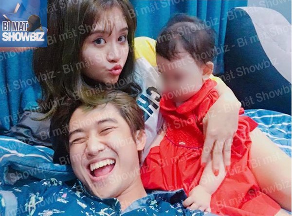 Biến căng Vbiz: Người bị cho là cà” Nam Em ngay trên thảm đỏ lại chính là vợ chưa cưới MC Quốc Bảo-3