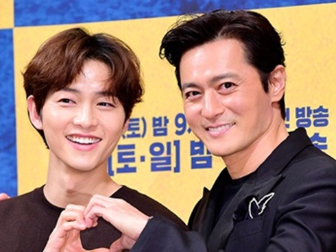 Tài tử Hyun Bin chính thức có động thái cực căng sau khi tin đồn kết hôn với Son Ye Jin và bê bối săn gái-3