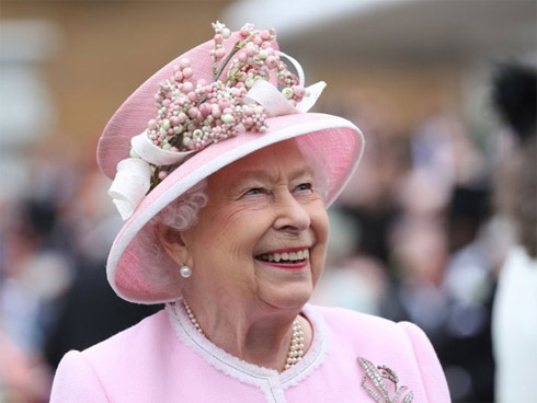 Lý do thực sự khiến Hoàng tử Harry chống lại cả gia đình, nhanh chóng muốn đi theo Meghan Markle rời khỏi quê hương?-3