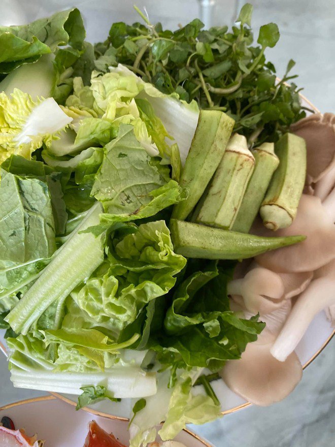 Chiều ái nữ xinh đẹp, Hoa hậu Giáng My vào bếp làm toàn món VIP hảo hạng, đắt tiền-6