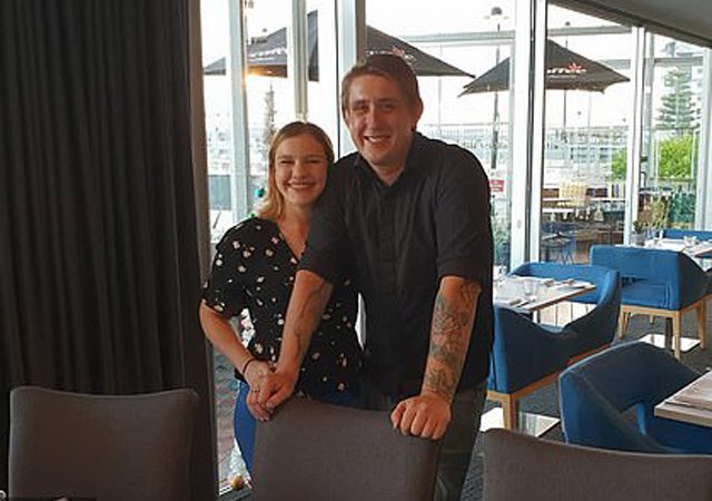 23 tuần đã bị đẻ, bé trai chỉ nặng 0,6kg, dài đúng bằng gang tay mẹ sống sót kỳ diệu-3