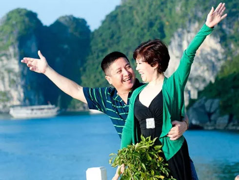 Con gái NSƯT Chí Trung đăng tải dòng trạng thái ẩn ý về vụ lùm xùm ly hôn giữa bố mẹ?-4