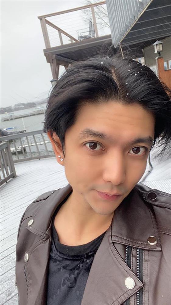 Tim tiếp tục gây sốc với chiếc cằm ngày càng nhọn hoắt, gương mặt khác lạ khó nhận ra hậu giảm gần 20kg-3