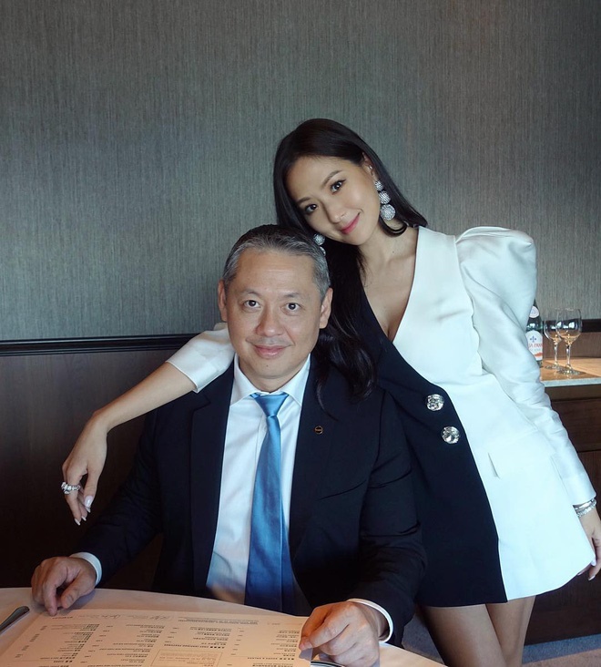 Mỹ nhân giàu có khét tiếng Đài Loan: Cả cha mẹ đều là tỷ phú, 41 tuổi vẫn quyến rũ khó tin-9