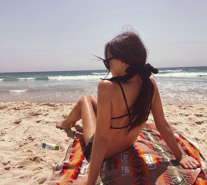 Mỹ nhân giàu có khét tiếng Đài Loan: Cả cha mẹ đều là tỷ phú, 41 tuổi vẫn quyến rũ khó tin-28