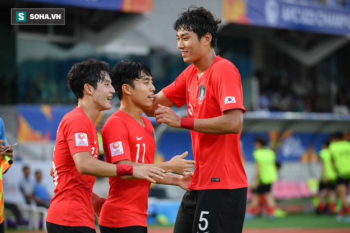 Lại thắng hú vía, Hàn Quốc khiến Trung Quốc đau hơn hoạn vì bàn thua phút cuối-1