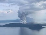 Núi lửa Hawaii lại phun trào, hàng trăm người dân nín thở chờ di tản-2