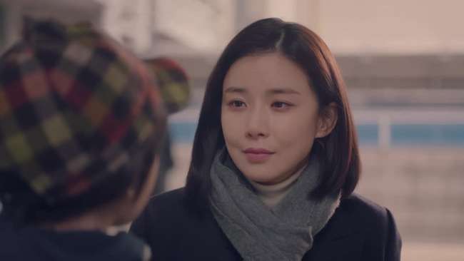 Kỷ niệm ngày cưới tôi nấu món súp đặc biệt cho chồng, nhưng vừa mở lồng bàn ra anh rụng rời quỳ xuống xin tha thứ-1