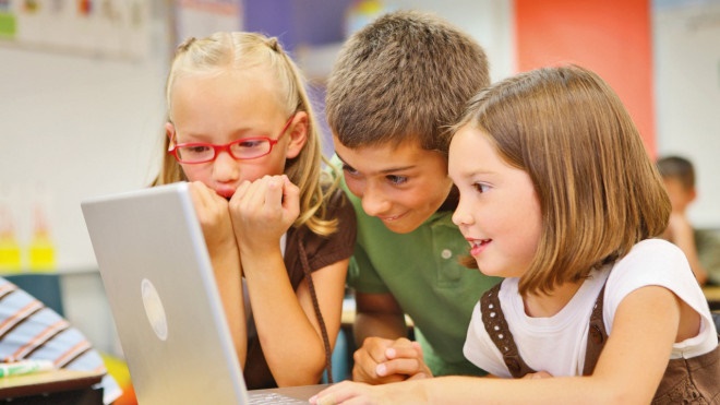 4 bài học mọi cha mẹ cần dạy con về Facebook-3