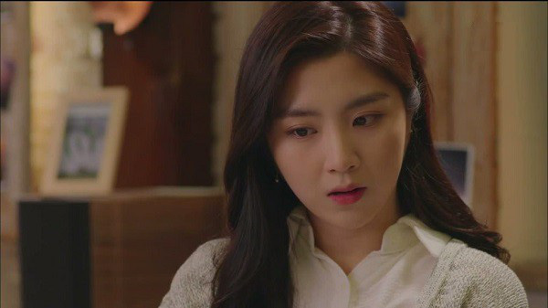 2 năm sau ngày bị chồng bỏ rơi phũ phàng vì không biết đẻ, tình cờ mở chiếc phong bì anh đưa hôm ra tòa mà tôi ngẩn ngơ phát hiện mình có tiền tỷ trong tay từ bao giờ-1