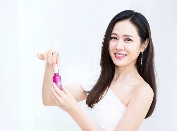 U40 mà nữ chính Crash Landing On You vẫn cực trẻ đẹp, không hổ danh tình đầu quốc dân-8