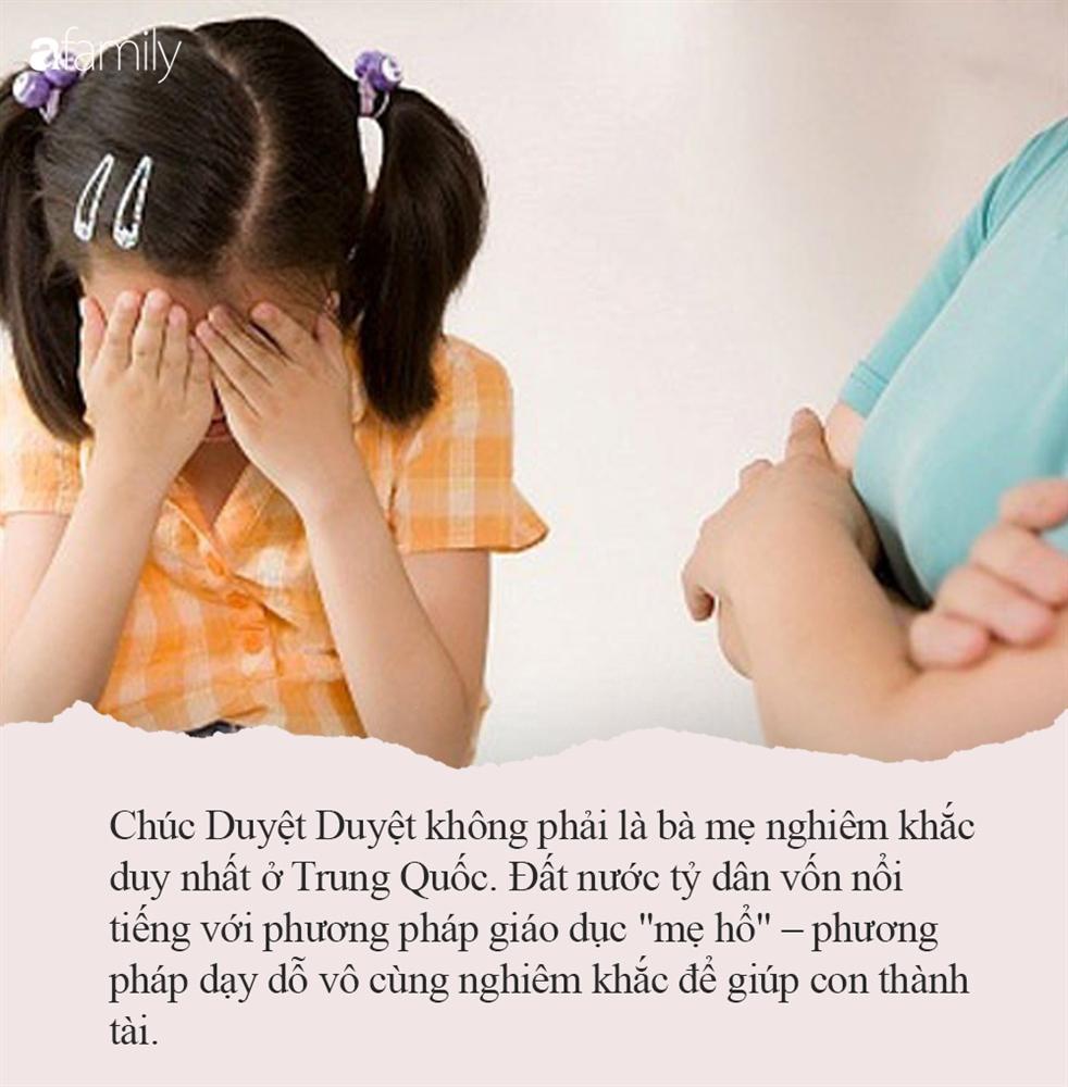 Chia sẻ cách phạt con lên mạng xã hội, bà mẹ nổi tiếng ngỡ được nhiều người khen, ai ngờ hứng cả rổ gạch đá”-2