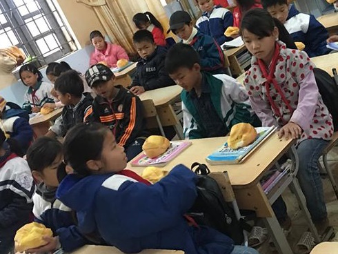 Thông tin mới về học sinh nghèo bị hiệu trưởng giữ học bạ-3