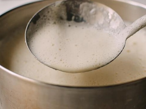 Con trai mới 9 tuổi bị ung thư thận, mẹ khóc ngất khi bác sĩ chỉ ra nguyên nhân là một món quen nhiều người hay dùng để ăn sáng-4