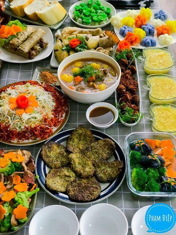 9x khoe mâm cơm cúng ông Táo, món vừa lạ vừa ngon, ai nhìn cũng khen-4